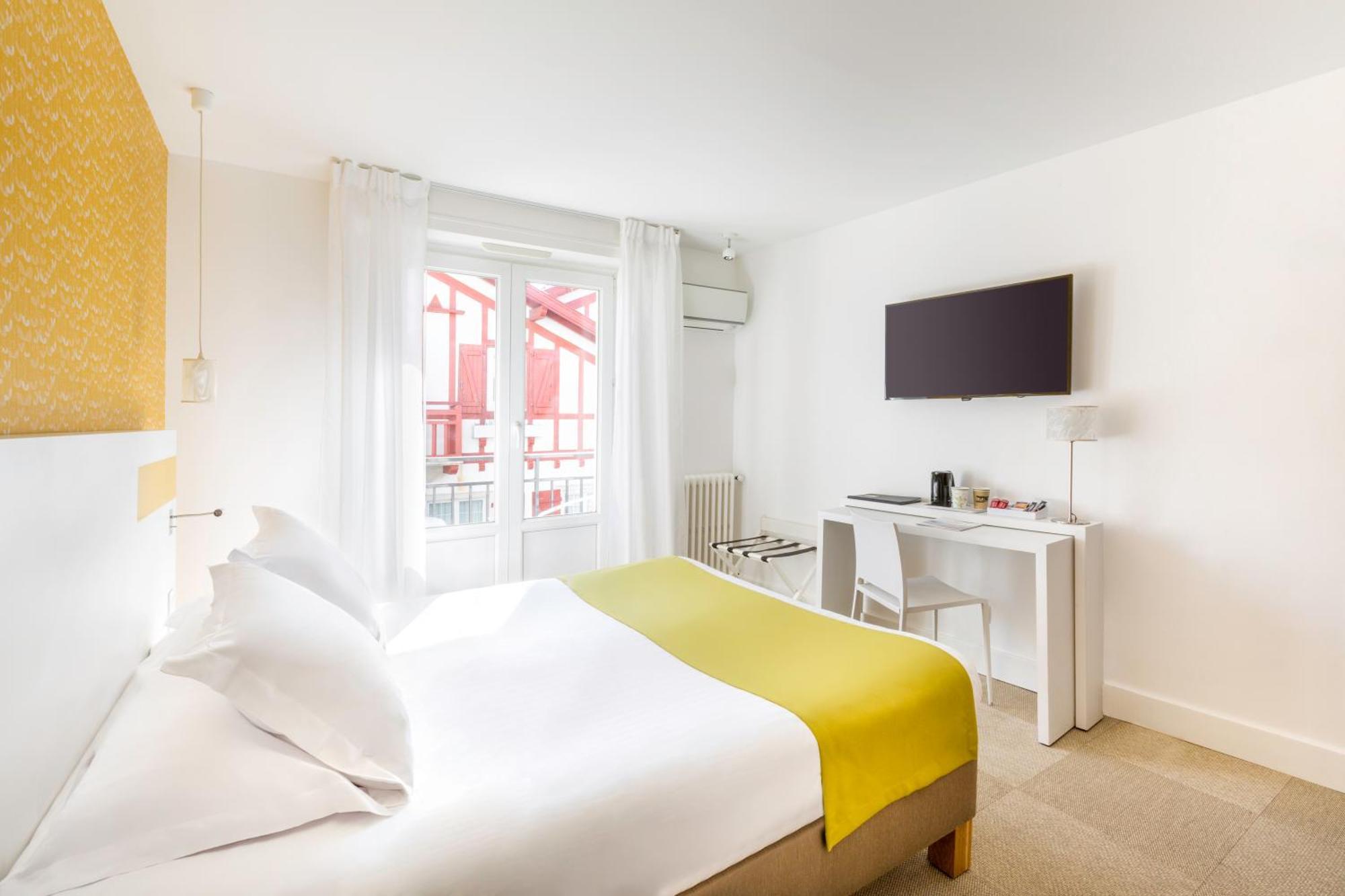 Hotel Kemaris Biarritz Exterior photo